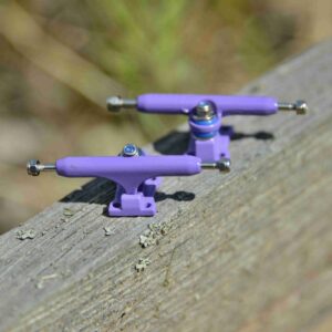 Fingerboard trucky semi pro 34mm fialové