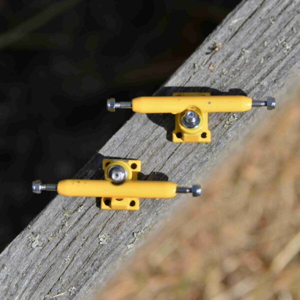 Fingerboard trucky semi pro 34mm žluté - Image 3