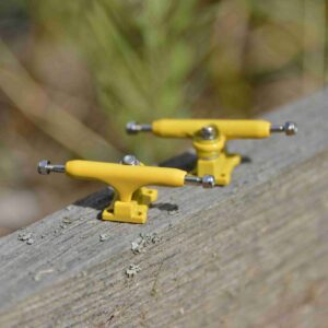 Fingerboard trucky semi pro 32mm žluté