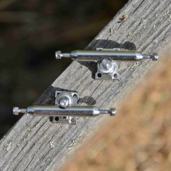 Fingerboard trucky semi pro 32mm stříbrné - Image 3