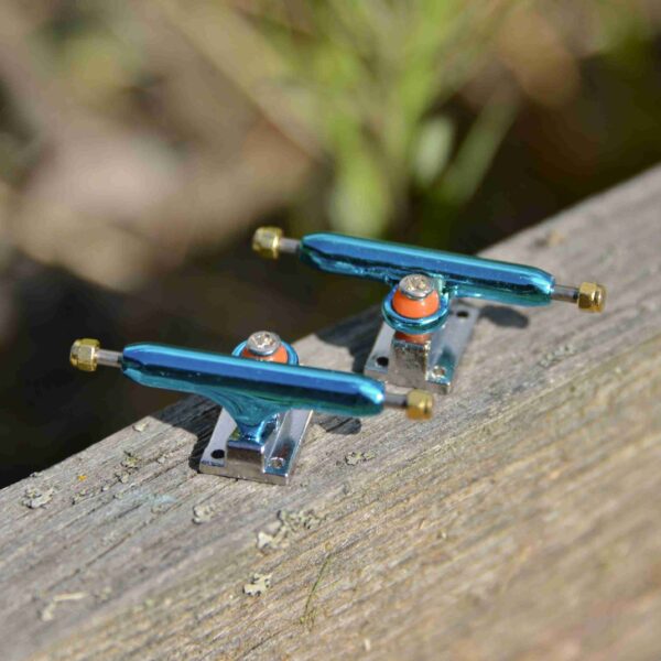 Fingerboard trucky SB-pro 32mm stříbrno-modré - Image 2